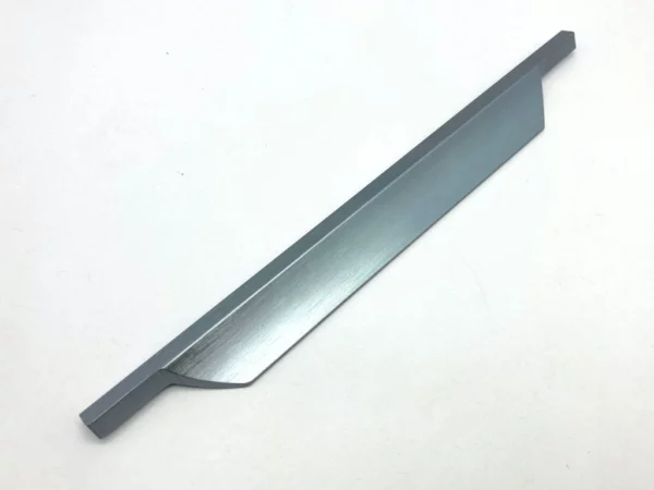 Nábytková úchytka Body ocel broušená 192 mm